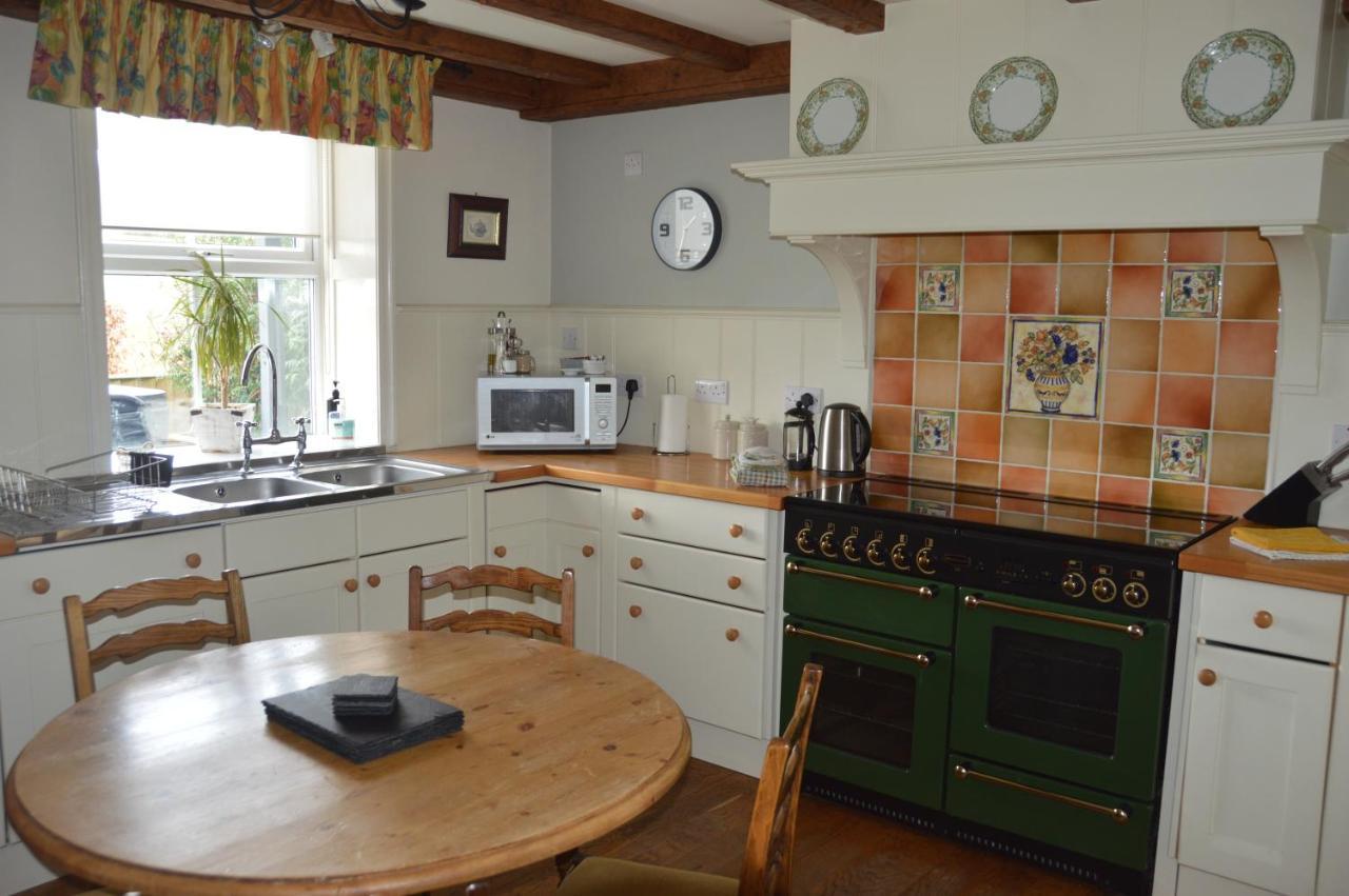 Middlehead Cottages Пикъринг Екстериор снимка