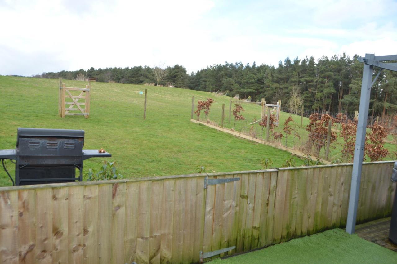 Middlehead Cottages Пикъринг Екстериор снимка