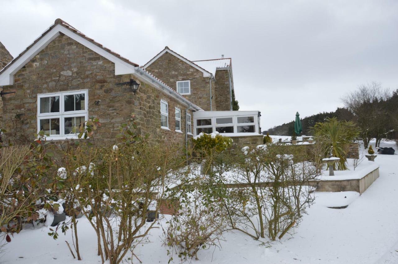 Middlehead Cottages Пикъринг Екстериор снимка