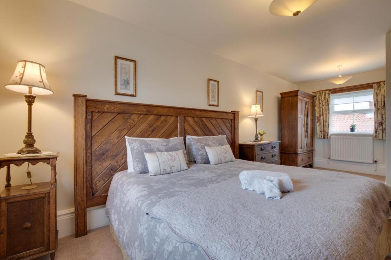 Middlehead Cottages Пикъринг Екстериор снимка